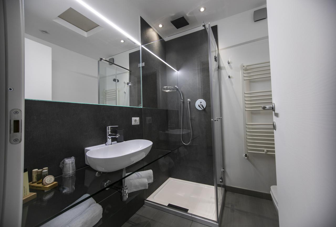 Suite Quaroni Palermo Esterno foto